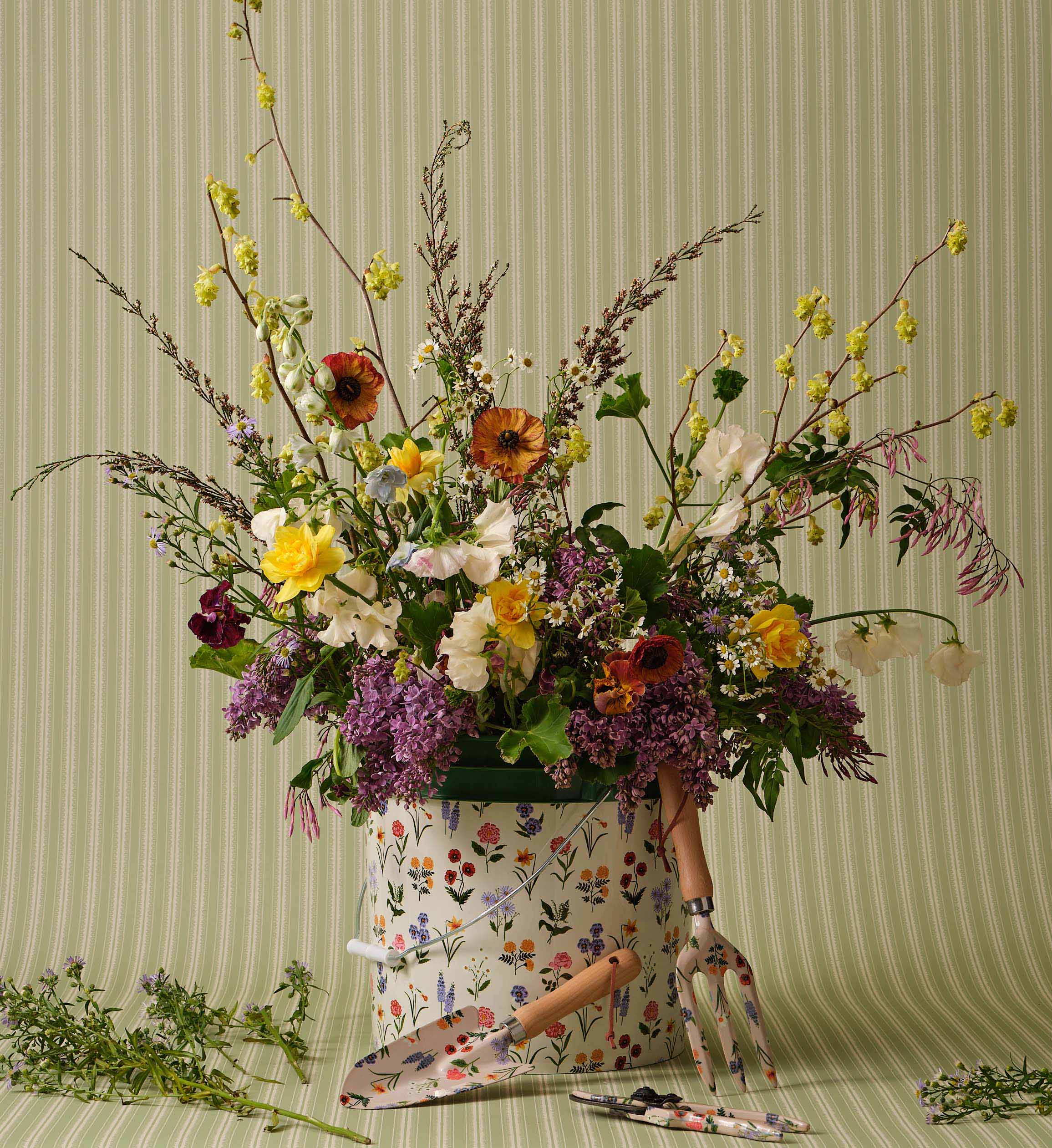 Bucket - Garden Study - Image 2