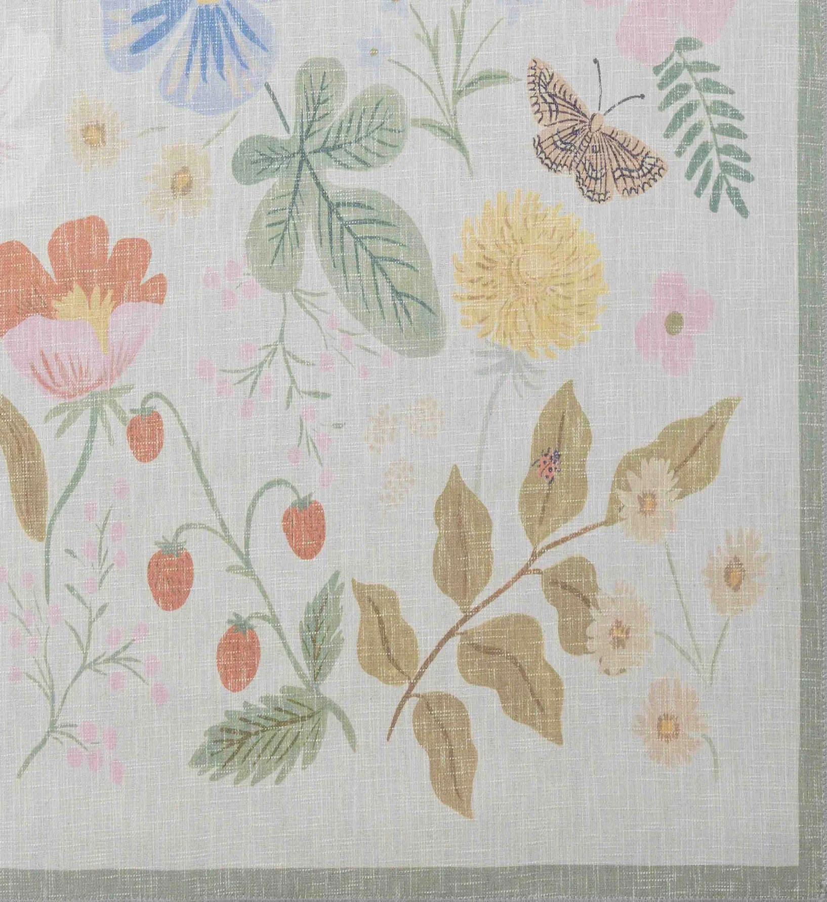 Cotswolds Strawberry Fields Power Loomed Rug - Ivory - Image 2