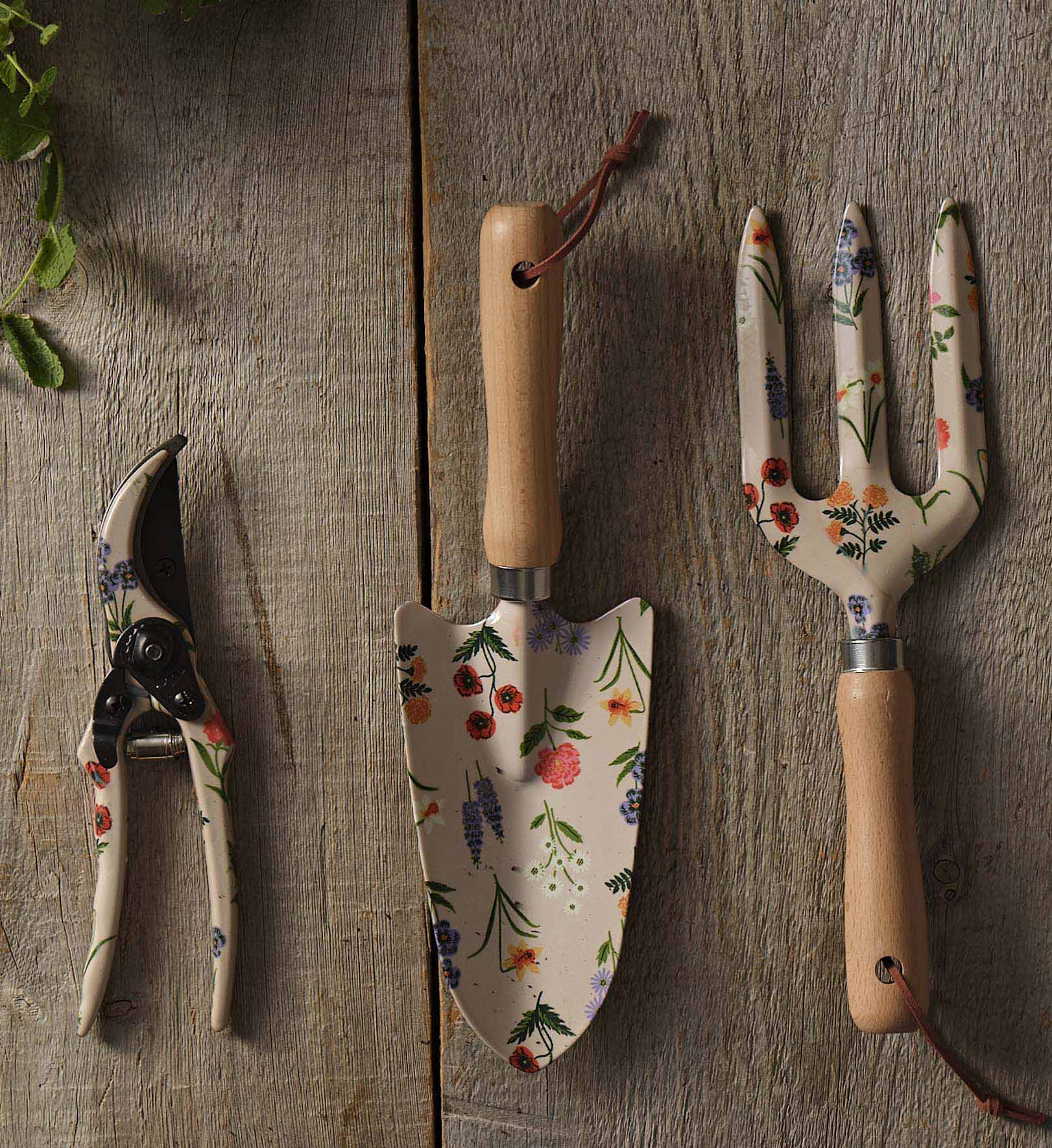 Gardening Tool Set - Garden Study - Image 3