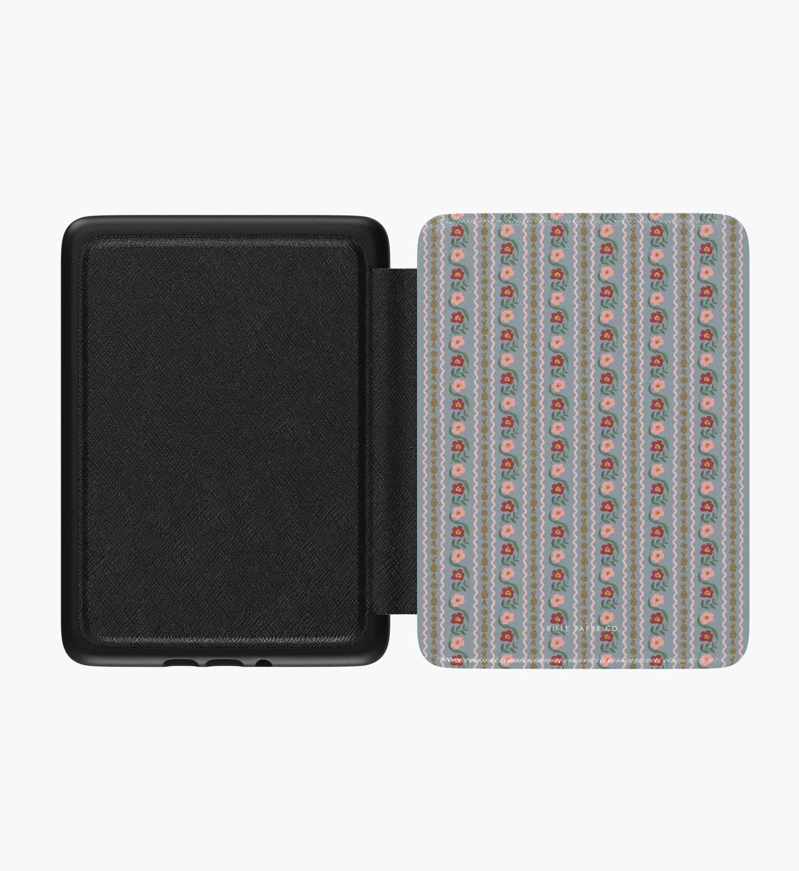 Kindle Paperwhite Case - Delphine - Image 3