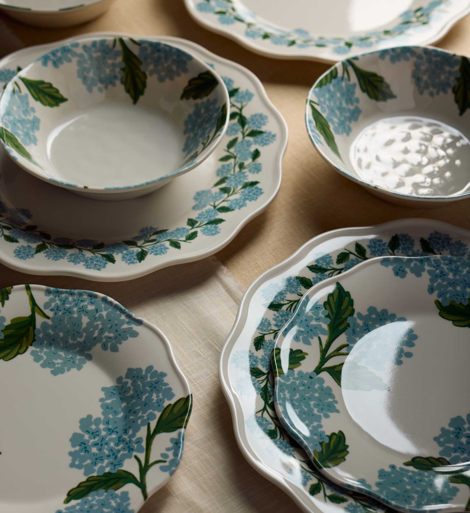 Melamine Assorted Bowls - Hydrangea - Image 2