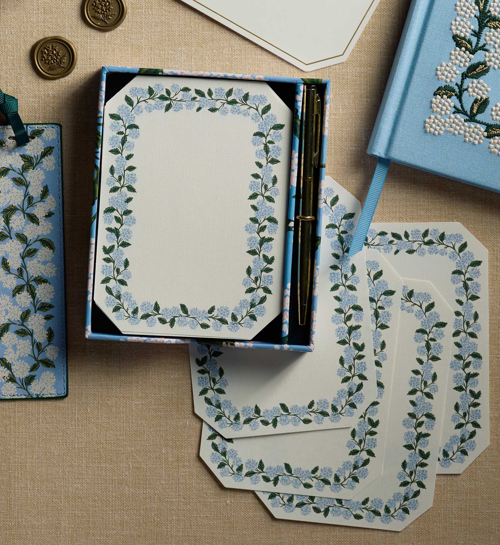 Note Writing Set - Hydrangea - Image 2