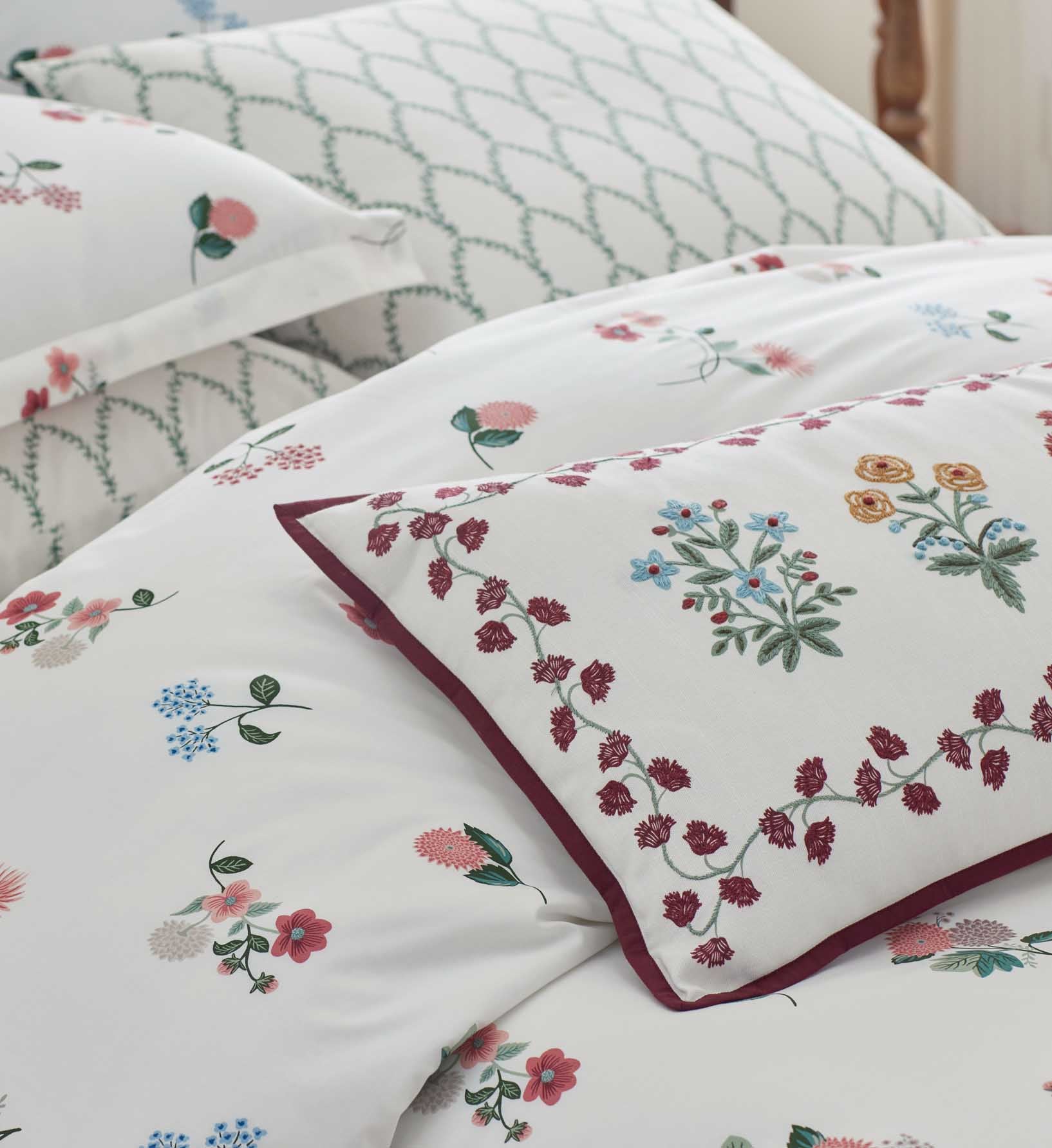 Percale Comforter - Ditsy Dahlia Ivory - Image 4