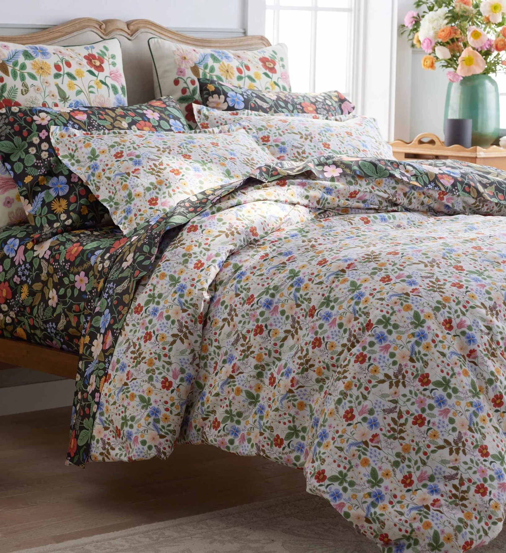 Percale Duvet Cover - Strawberry Fields White - Image 2