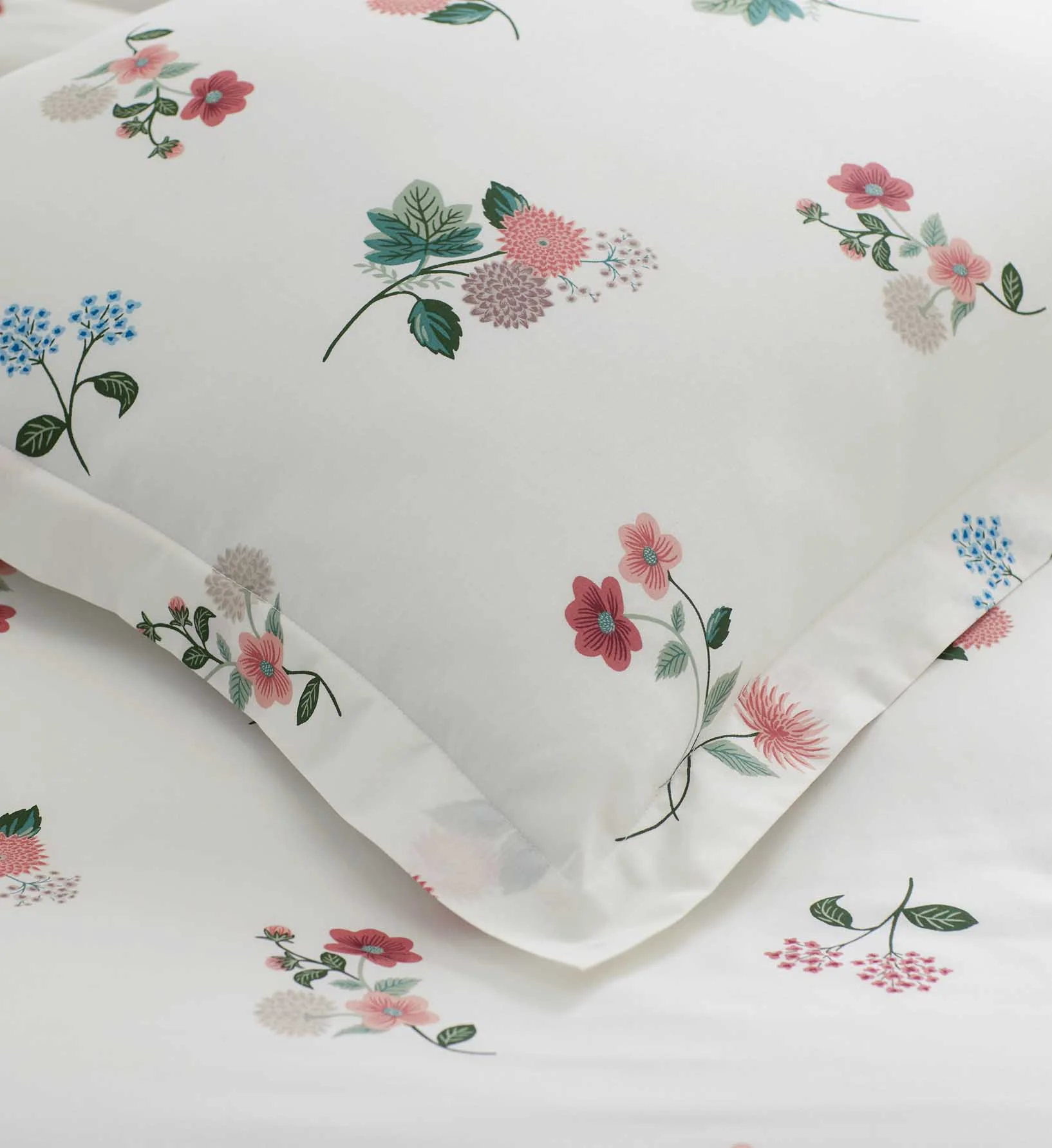 Percale Sham - Ditsy Dahlia Ivory - Image 3