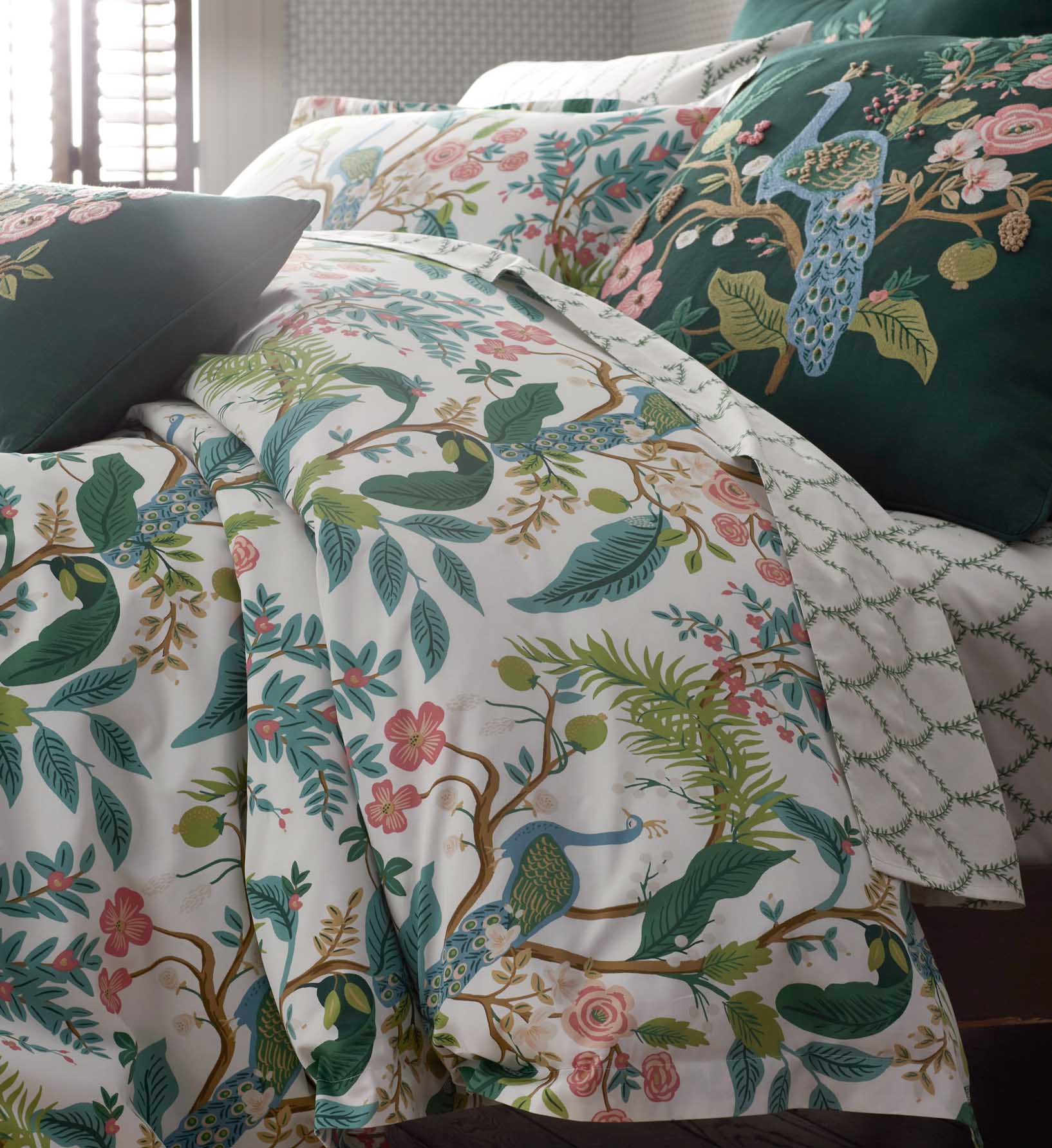 Sateen Comforter - Peacock White - Image 4