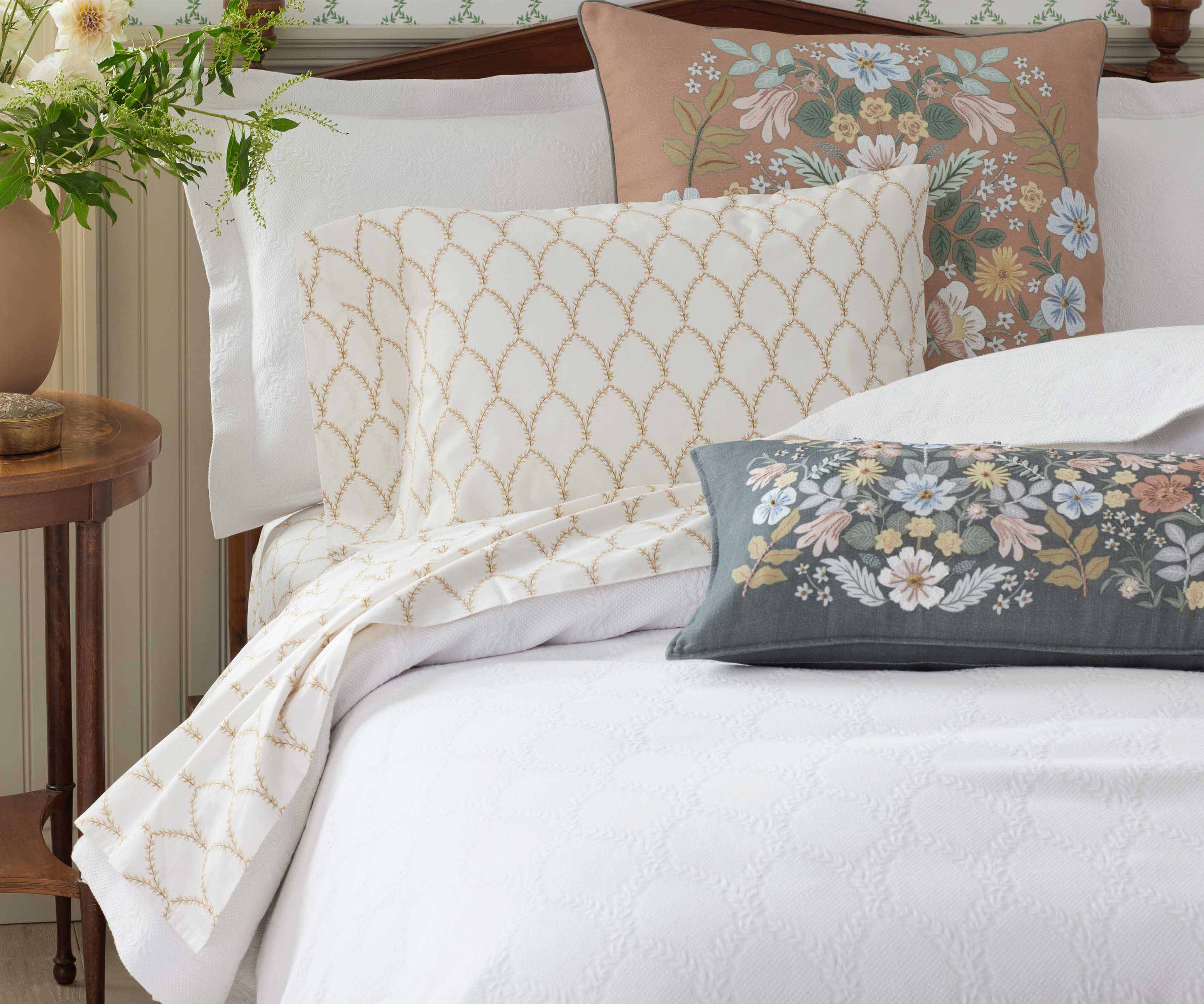 Sateen Pillowcases - Laurel Metallic Gold - Image 3