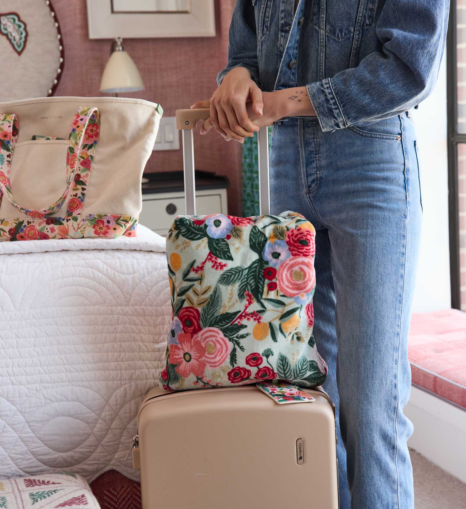 Travel Fleece Blanket - Garden Party - Image 2